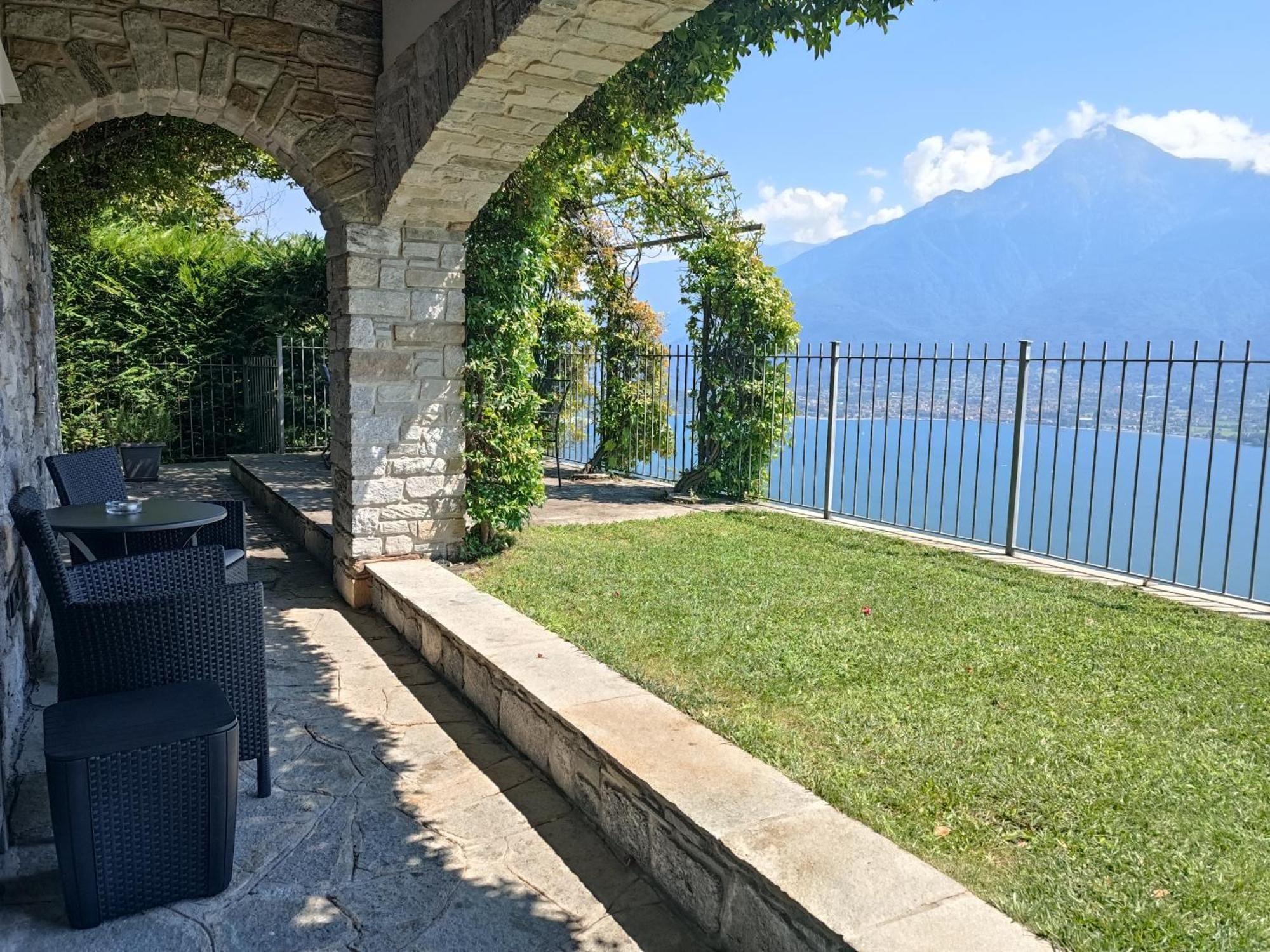 Villa Valuri Vista Magnifica Sul Lago Di Como Appartamento Piano Terra Vercana Zewnętrze zdjęcie